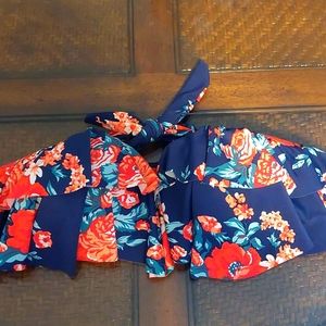 Cocoship strapless bikini top.